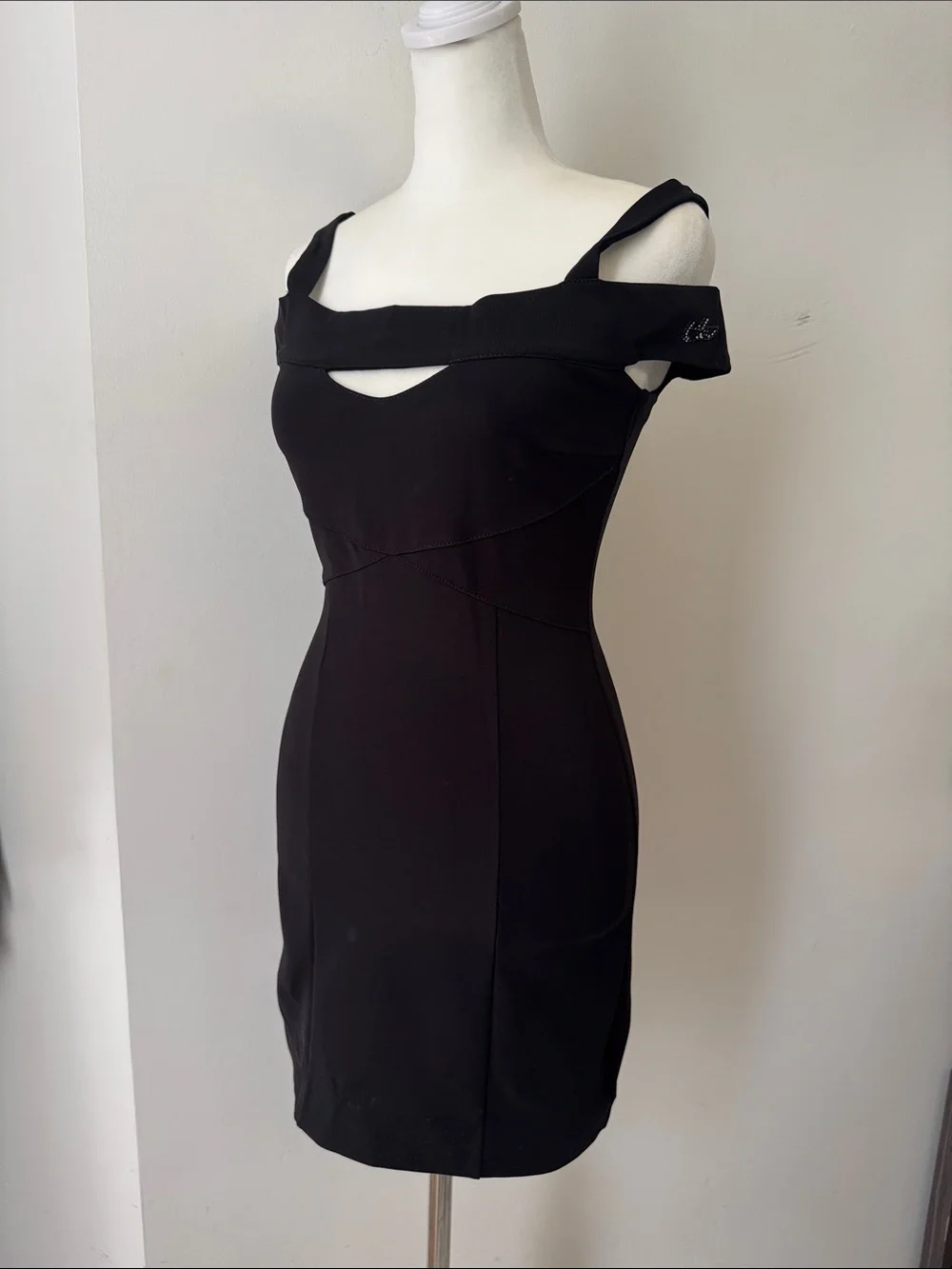 Byblos black stretch mini cocktail dress